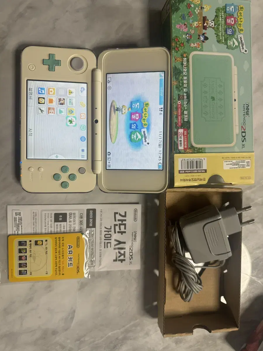 닌텐도 2ds xl 튀동숲 에디션 팝니다