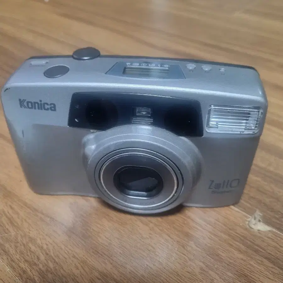 KONICA Z-UP 110 Super