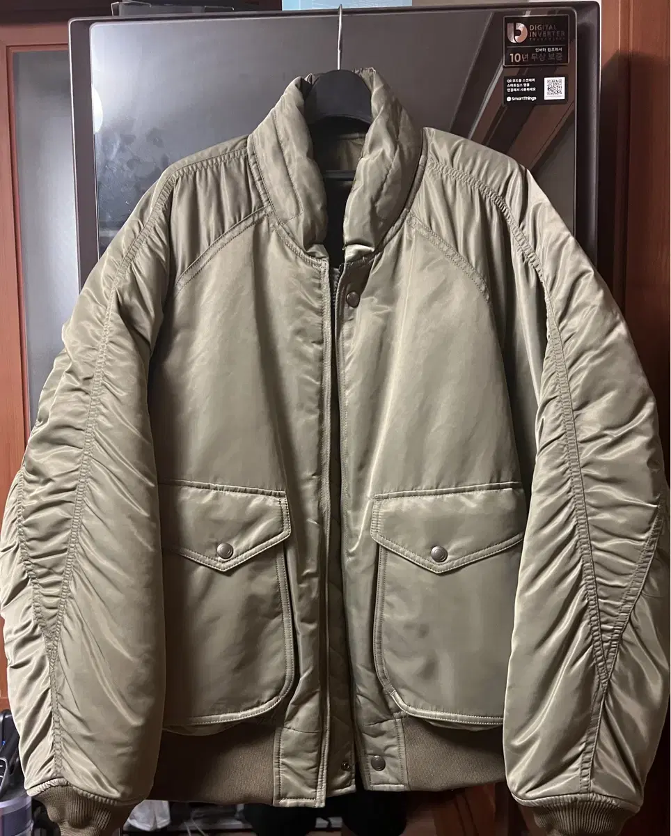 rootfinder pilot jacket size M