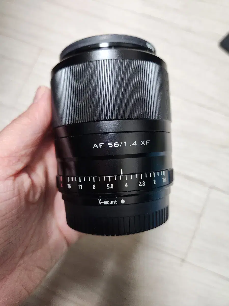 빌트록스 후지 렌즈 56mm F1.4 판매합니다