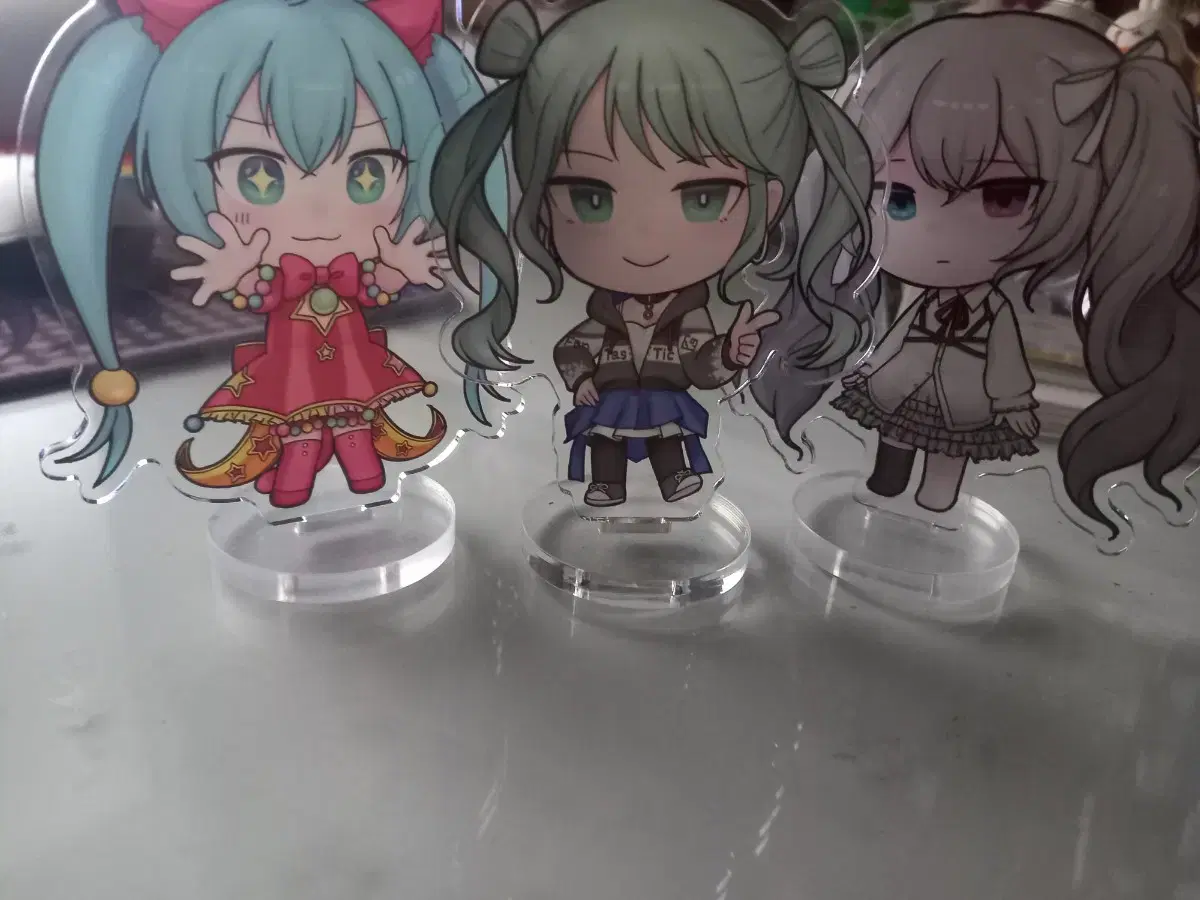 Project SEKAI Hatsunemiku Serko acrylic stand in bulk