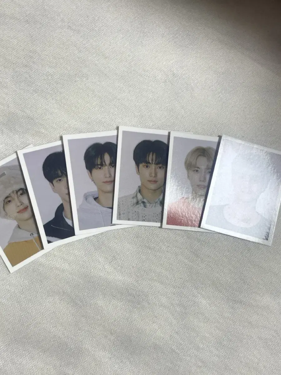 Cravity 2024 season's greetings 6 people in proof