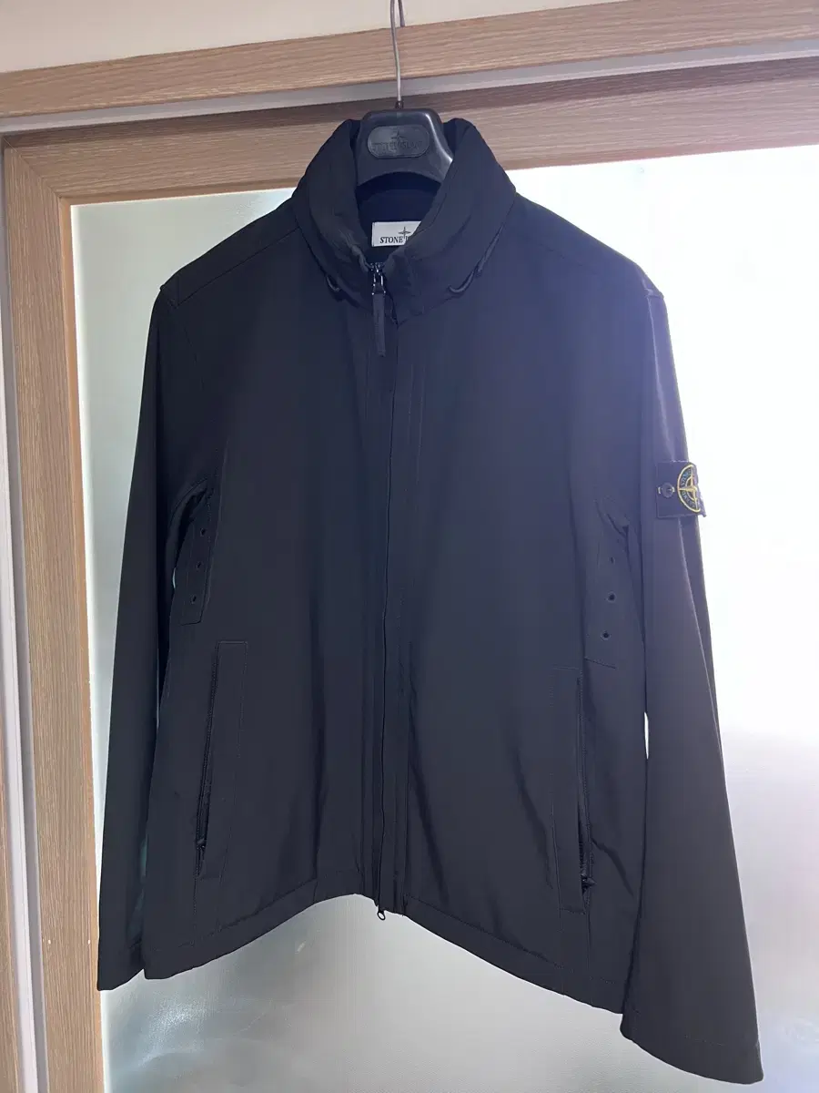 [XL] 23fw Stone Island Softshell Jacket