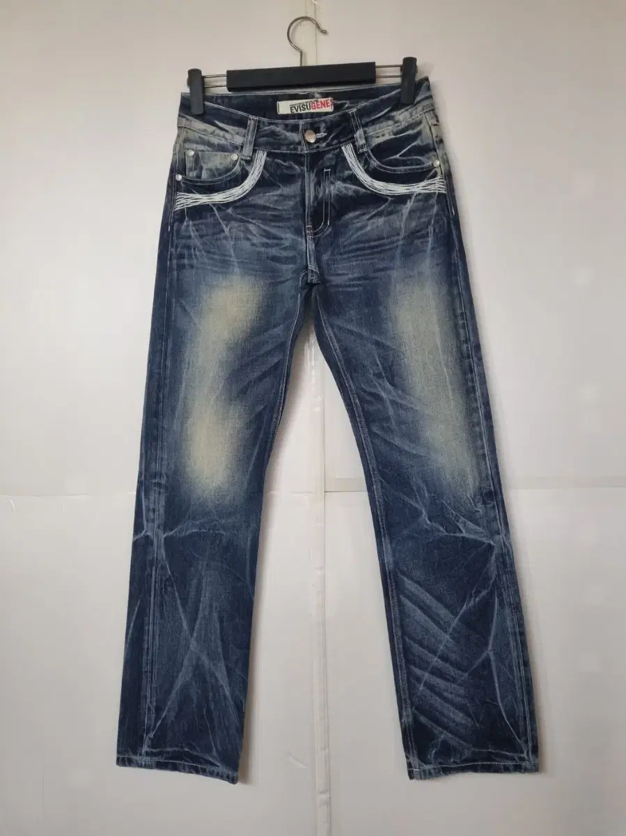 30) Ebisu Leather Patched Wash Denim Raw Edge Dated Jeans