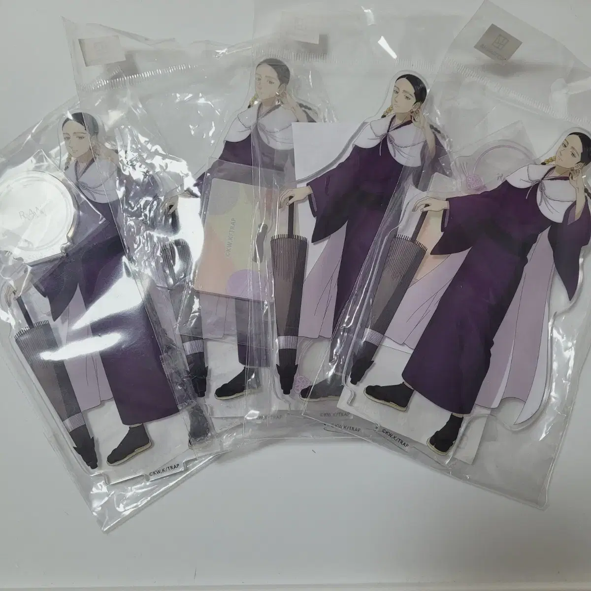 Toriben Haitaniran Kimono acrylic stand