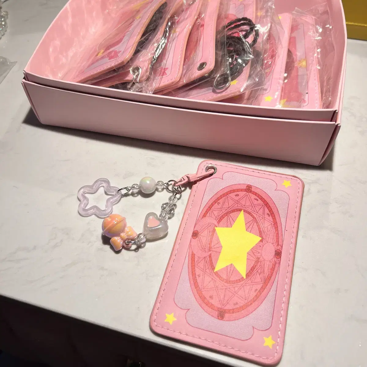 KardCaptureCherry sakura Get a new kard wallet + bunny pow