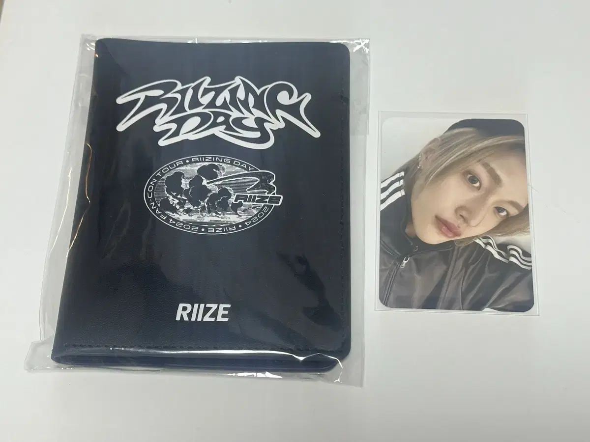 Rize fan con wonbin Passport Case WTS