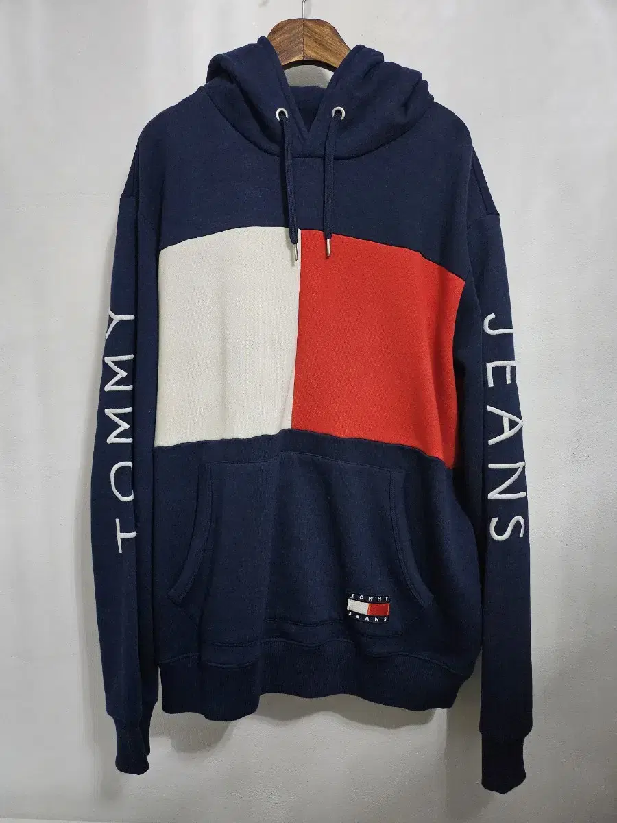 XL Tommy Hilfiger Old School Big Flag Hoodie