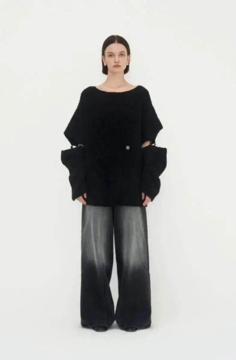 Trimmed Bird Sleeve Slit Boatneck Knit Black