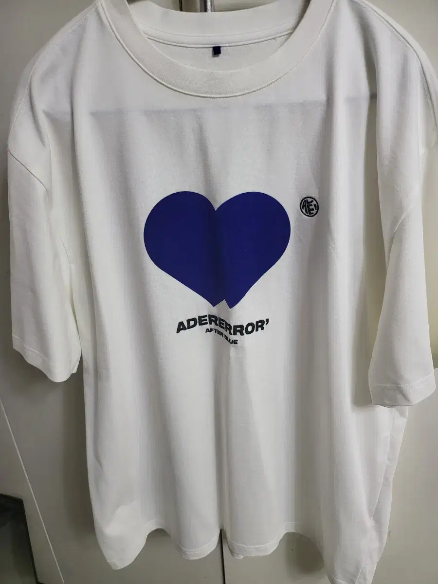 Heart Short-Sleeved T-Shirt A2 size