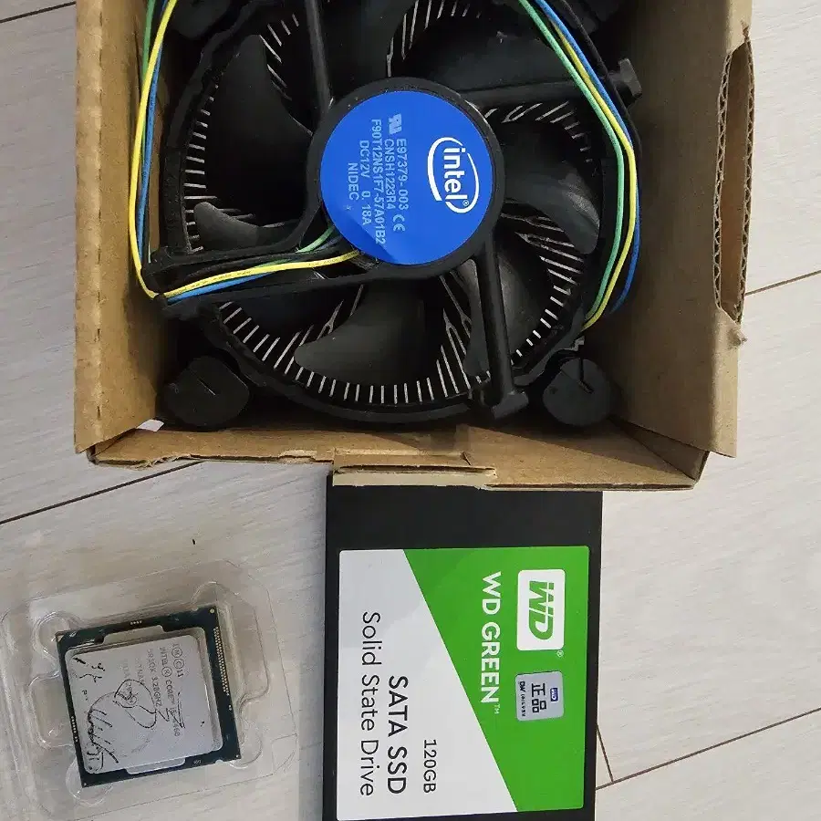 CPU(i5 4460)+쿨러+SSD(WD 120G) 2만원