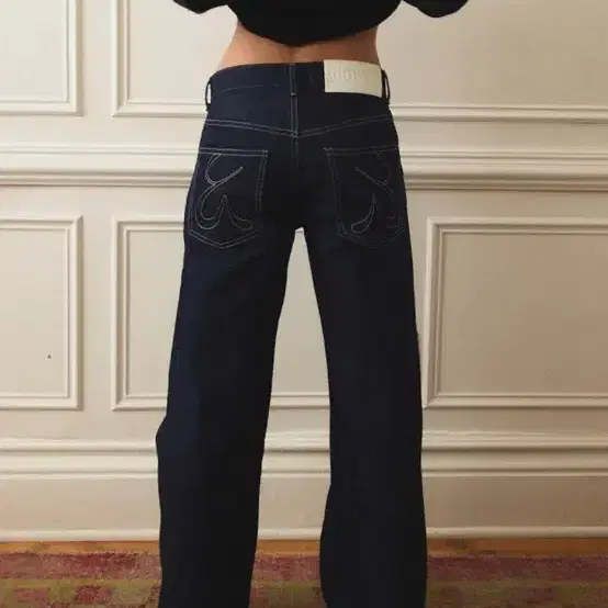 글로니 901  LOW-RISE WIDE LEG JEANS m