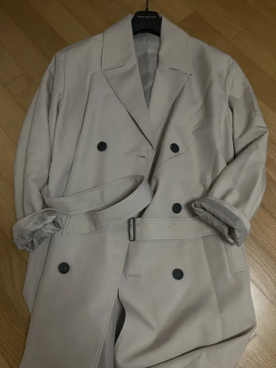 M Gaeul Winter Coat Beige