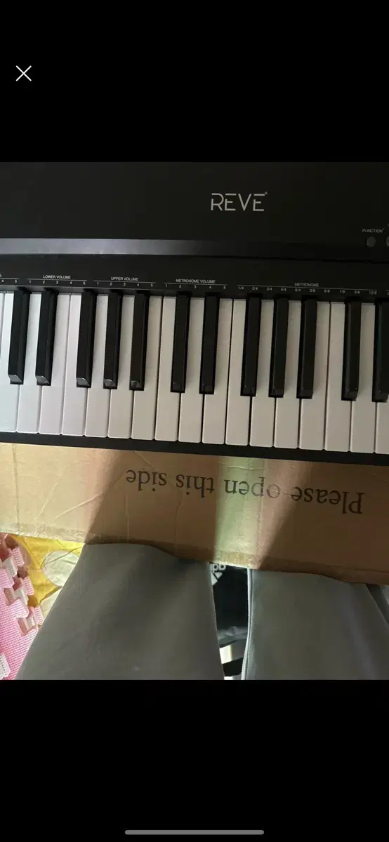 Electronic piano for sale, almost 3 items