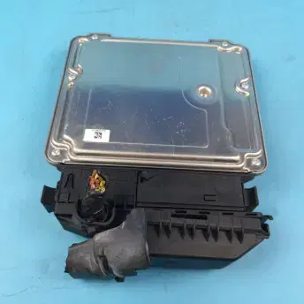 BMW 320D ECU 모듈 8 591 073-01 8591073-01