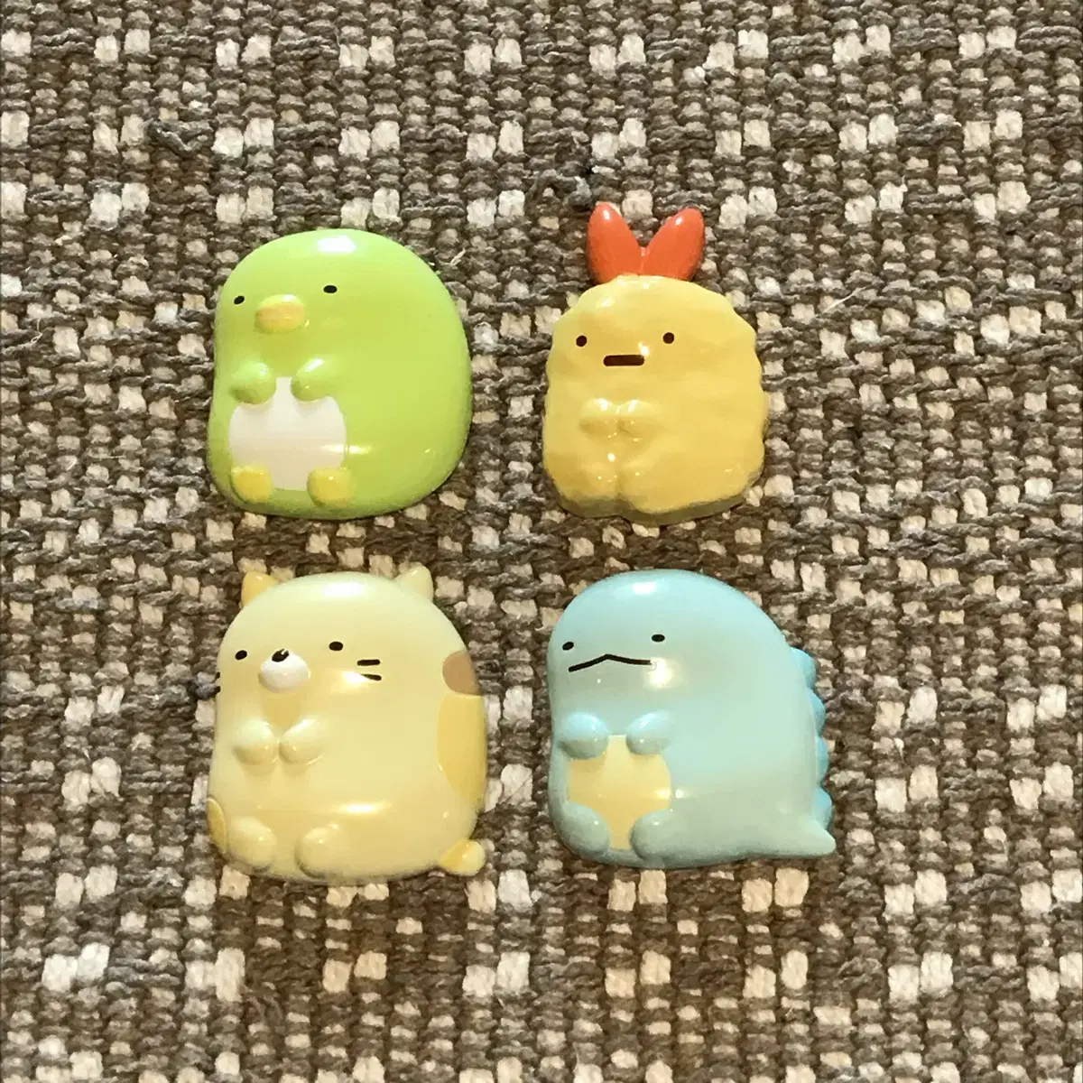 Bulk of 4 Sumikogurashi Magnets