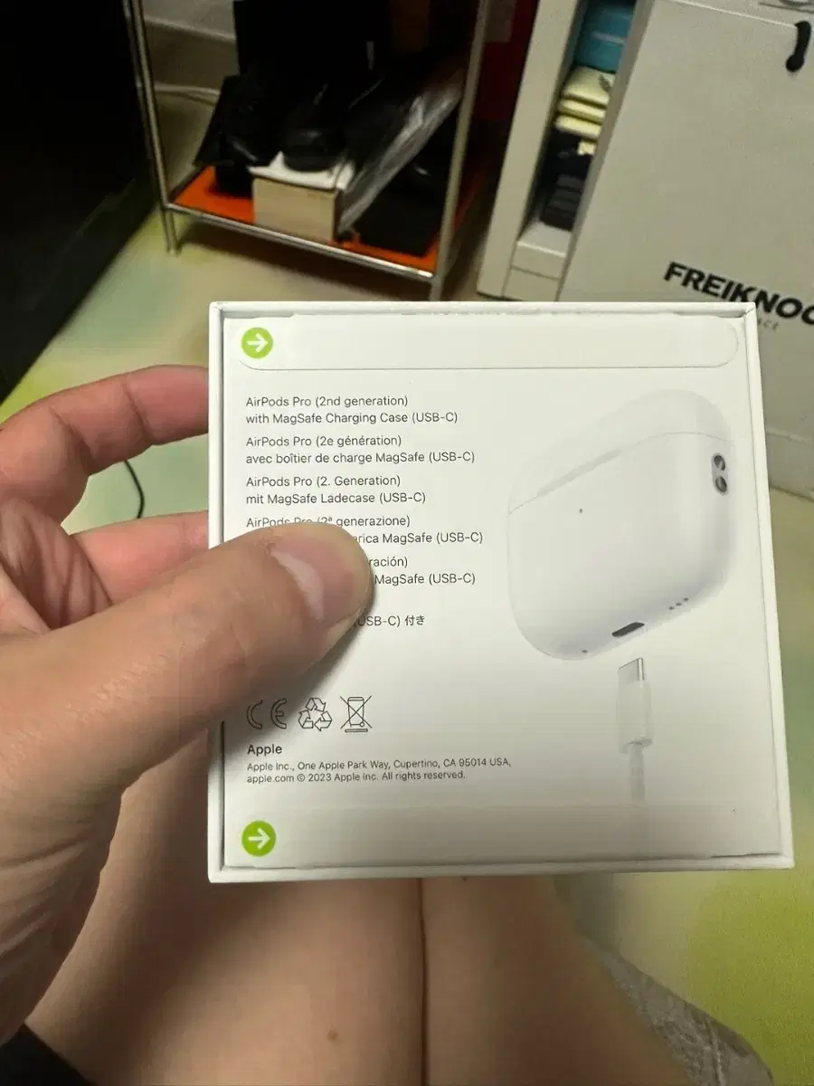 Apple AirPods Pro 2 MacSafe Type C