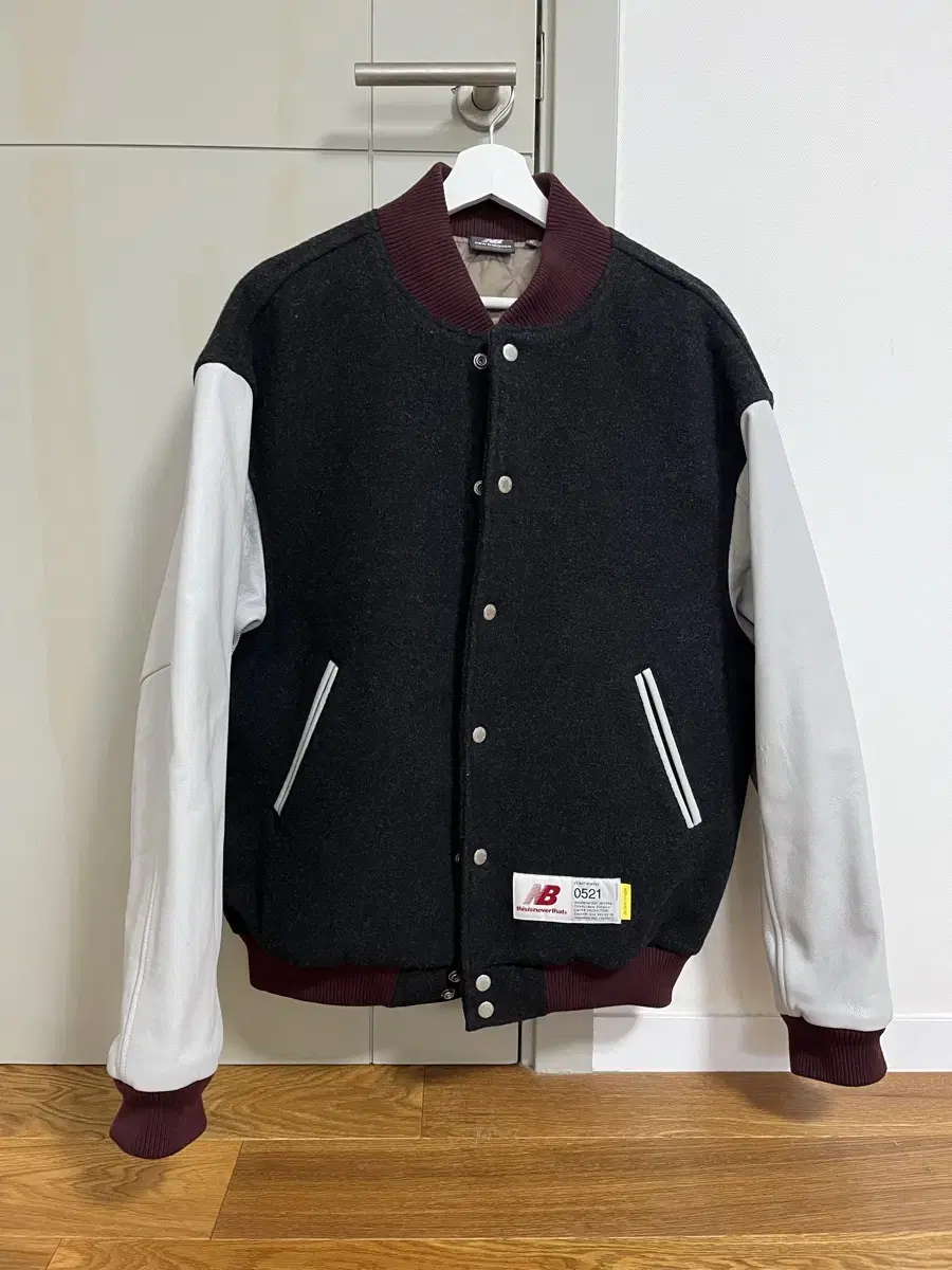 New Balance Dinedat Varsity JacketM