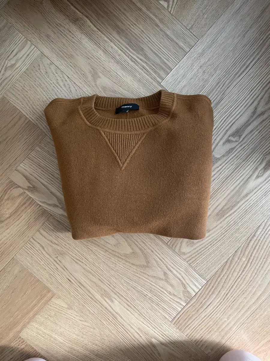 Tory Burch Alcos Scotch (M) 100% cashmere