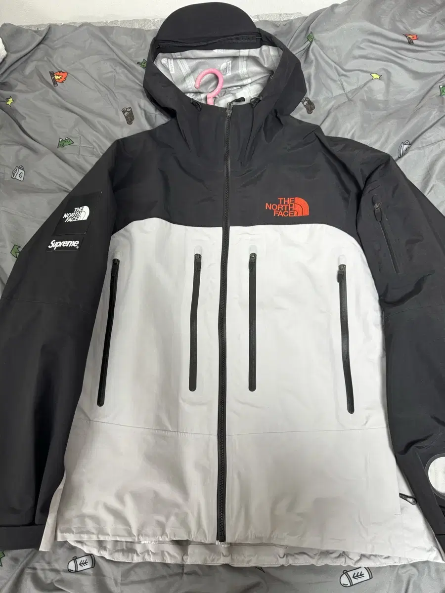 [XL]Supreme x The North Face Taped Seam Shell Jacket