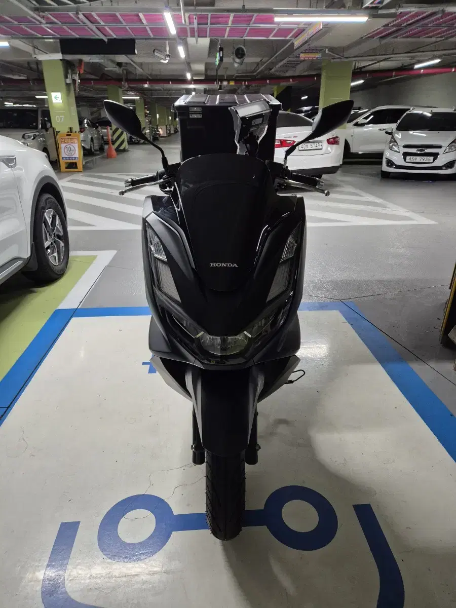 혼다  pcx125 24년 5월 ABS 매인블랙 1@@@km