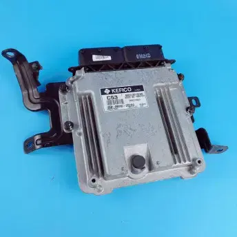 현대 I30 ECU 모듈  39110-2BEB9 / 391102BEB9