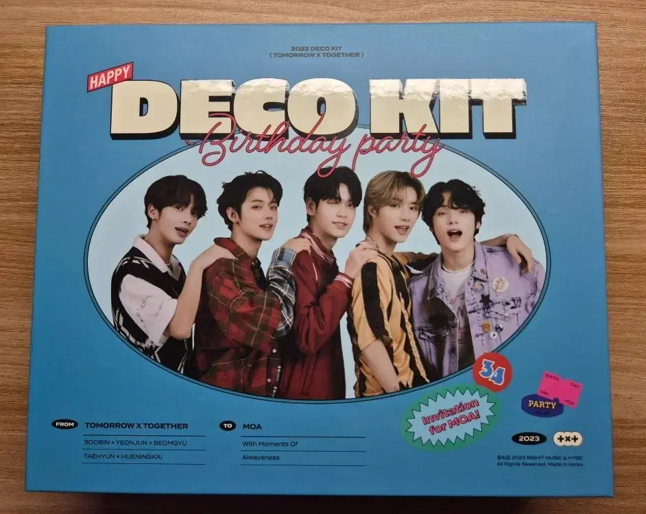 I'm selling my Tomorrow X Together 2023 deco kit.