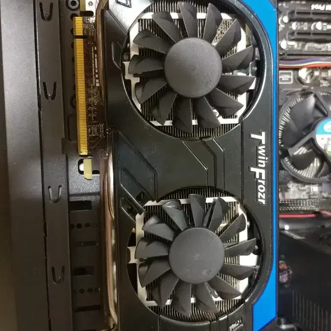 msi 660ti 2g  28,000원