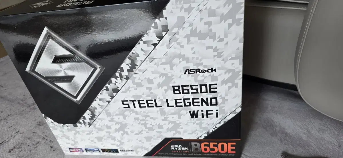 PCIe5지원 메인보드 Asrock B650E 스틸레전드WIFI  미개봉