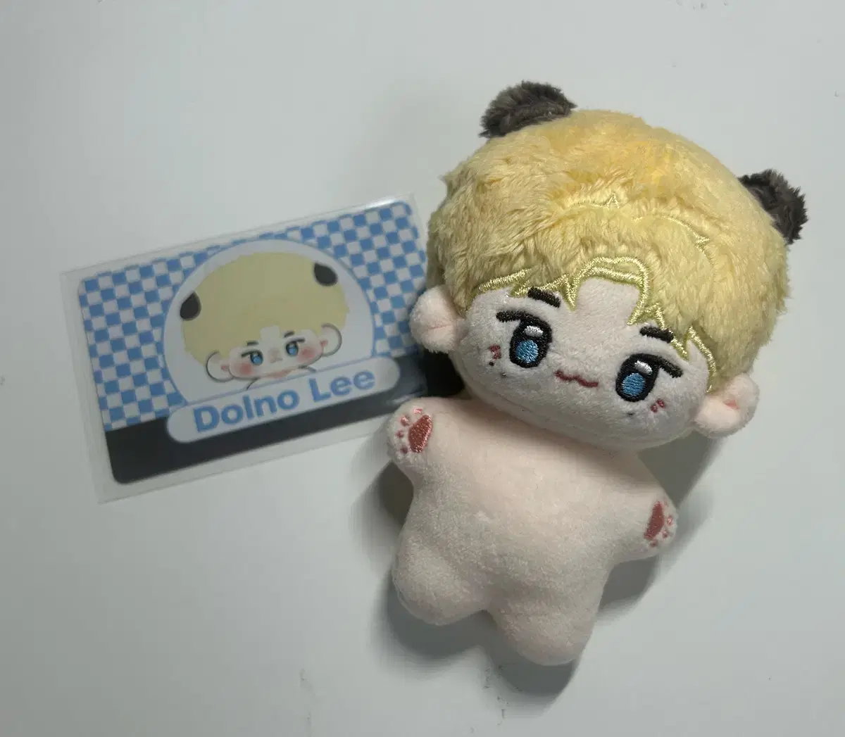 Seventeen dino Dolno doll WTS