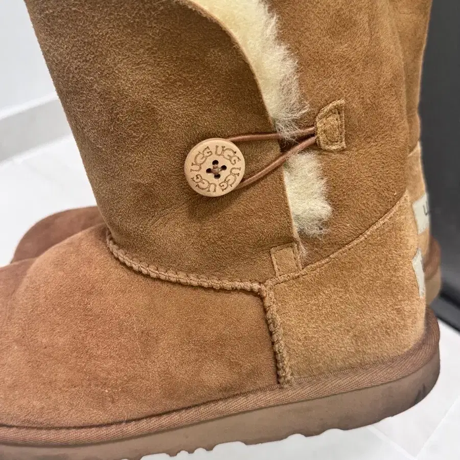 미국 어그부츠 UGG 7사이즈 230-235