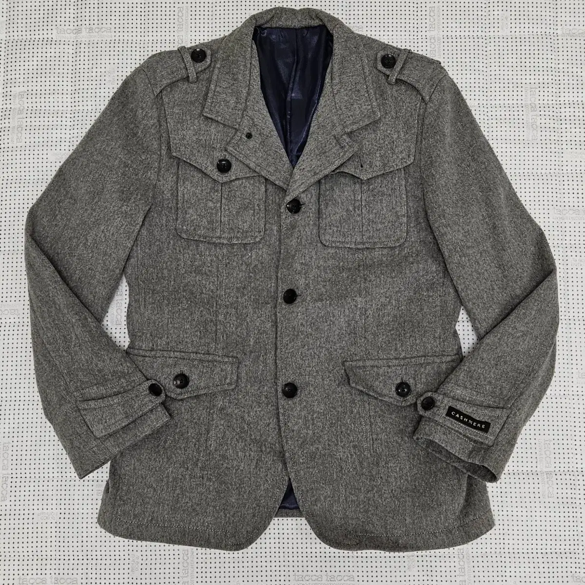 Warm wool and cashmere jacket for men100