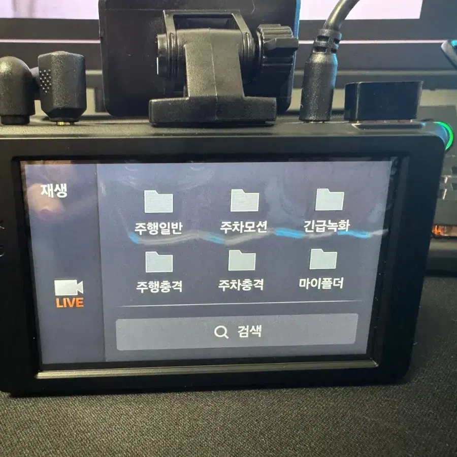 블랙박스 2채널 파인뷰 X3300 QHD 64GB WiFi GPS 팝니다