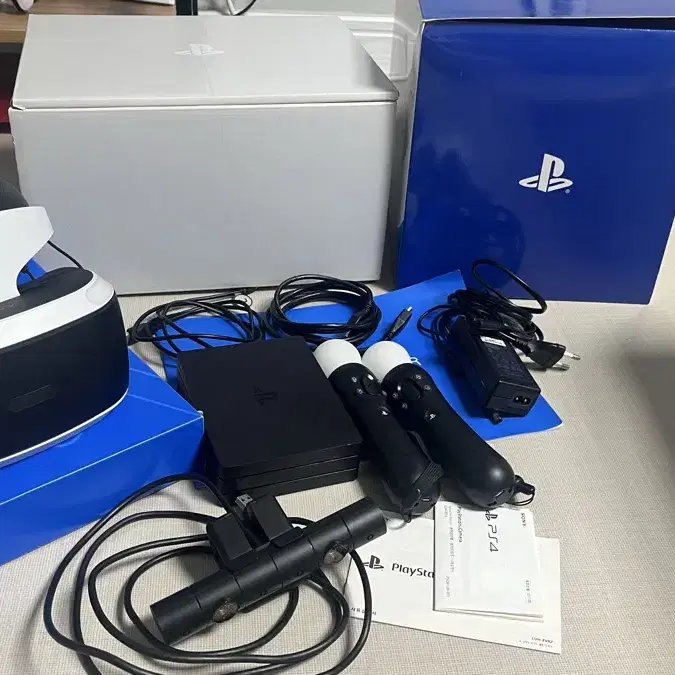 ps4 pro 1TB vr풀셋 타이틀 9개(부산직거래)