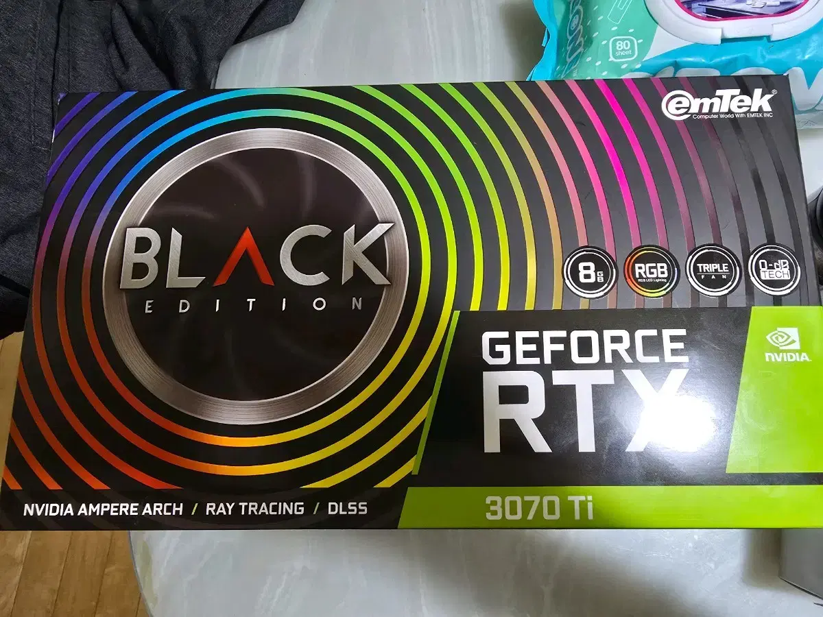 이엠텍 그래픽 카드  RTX3070TI 팔아요.