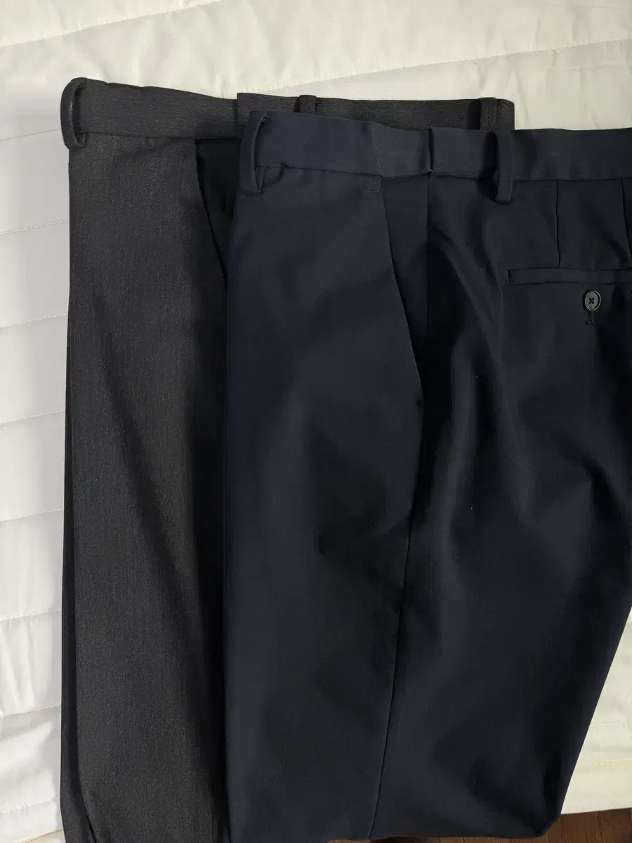 [30] Gentleman's Standard Relaxed Tapered Slacks (Navy,Charcoal Gray)