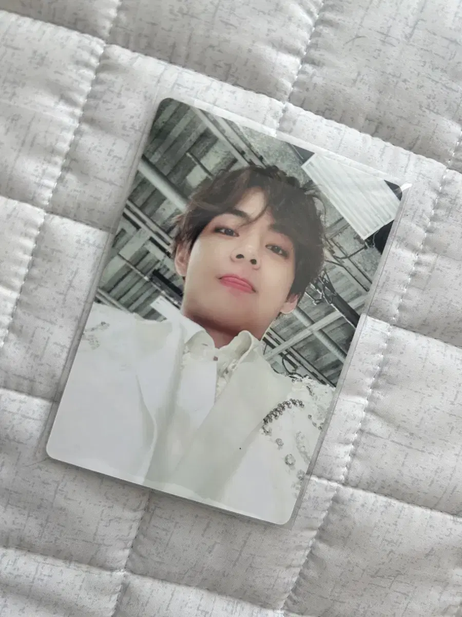 Spiccon Ring kim taehyung photocard BTSKim NamjoonKim SeokjinKim YoonjinMin Yoon KiJung HoseokPark JiminKim TaehyungJeon JeonJungkook