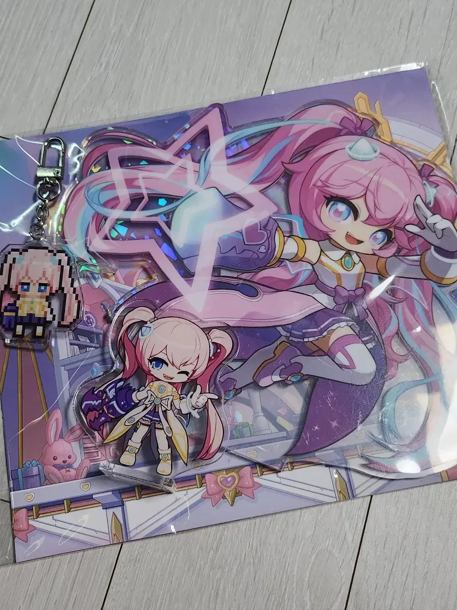 2 x Angelic Buster acrylic stand + acrylic keyring (pre-remastered ver.)