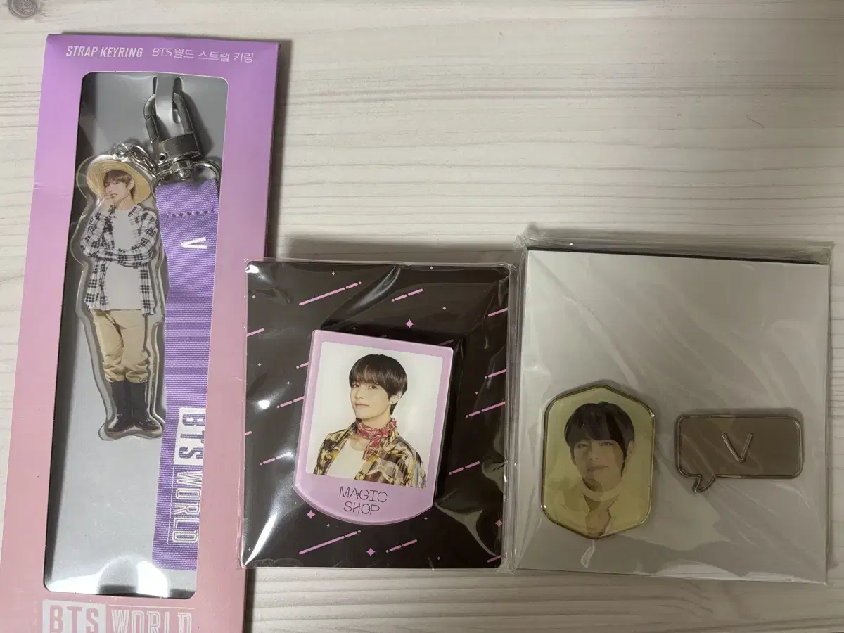 BTS v BTS World Keyring, Magic Shop Badge, MAPSOLCon Badge in bulk