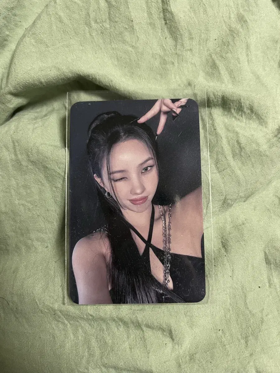 Idles soyeon miyeon photocard photocard wts gidle