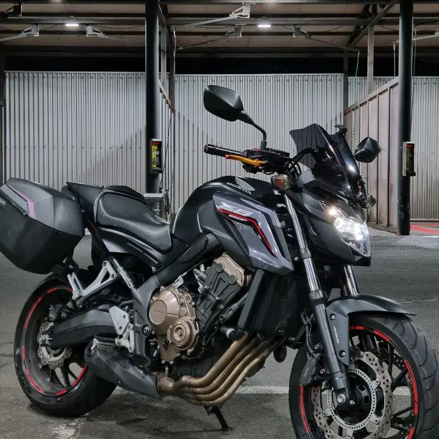 혼다 CB650F 19,000km 4기통 미들 18년등록