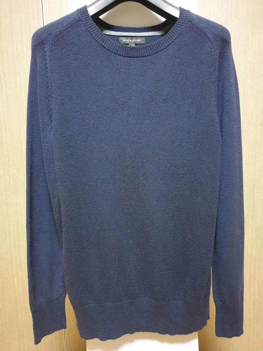 Banana Republic Knit Roundneck M