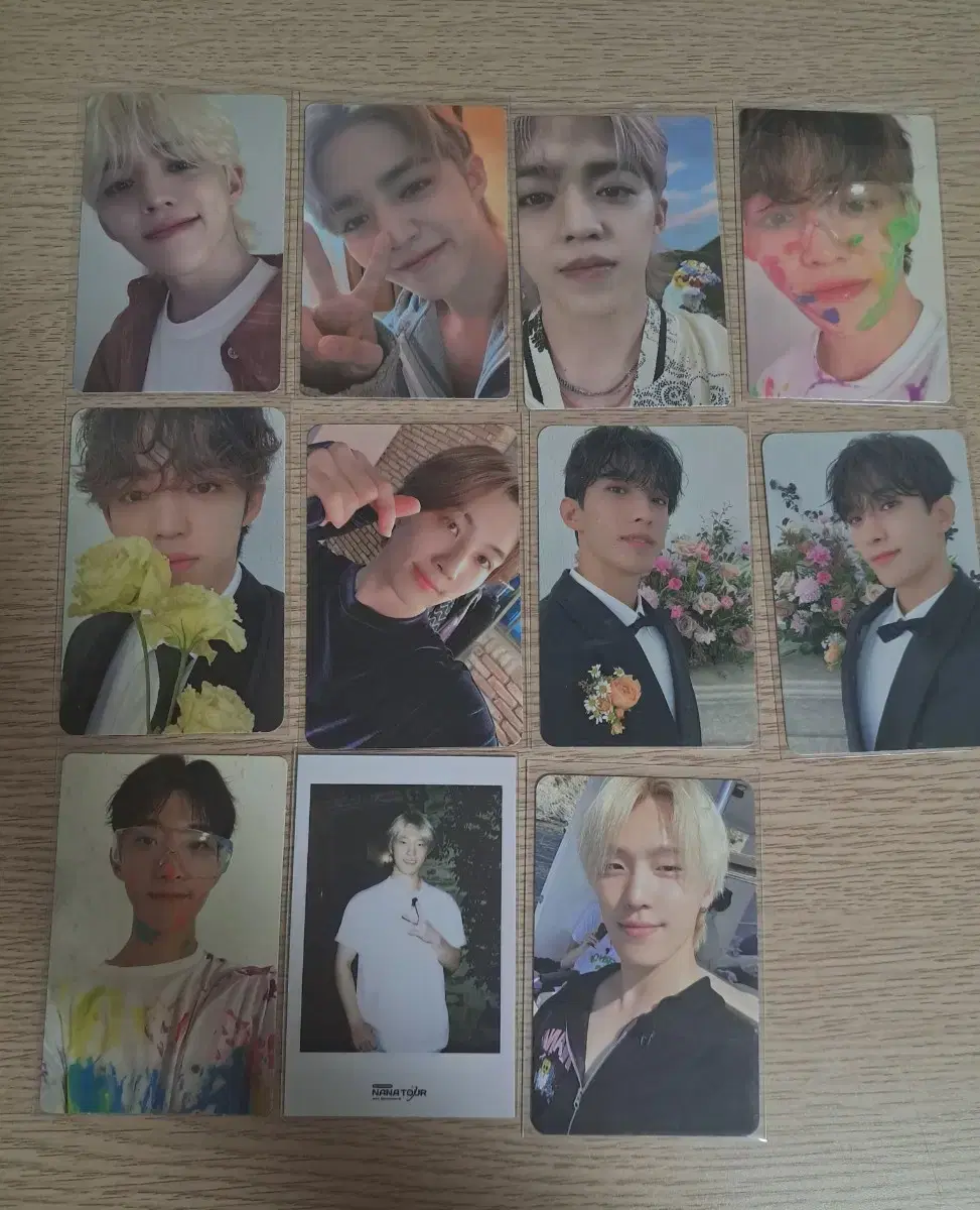 Seventeen photocard sells them in bulk (quick sale, so I'm dreaming of a bunch)