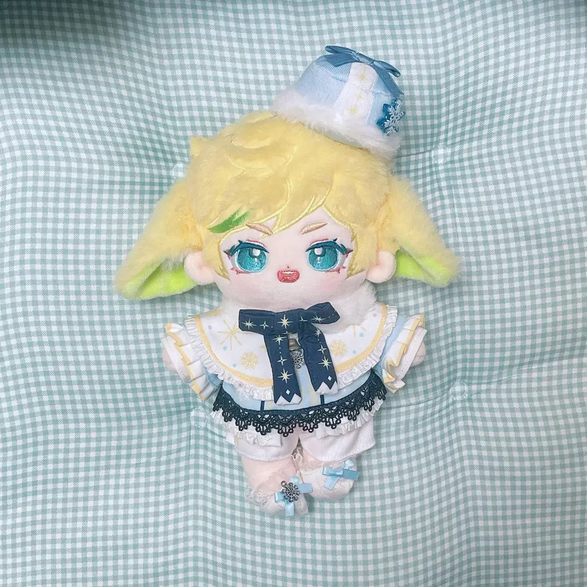 Anstar sora Unofficial Somyi Doll 20cm + Blanco Costume