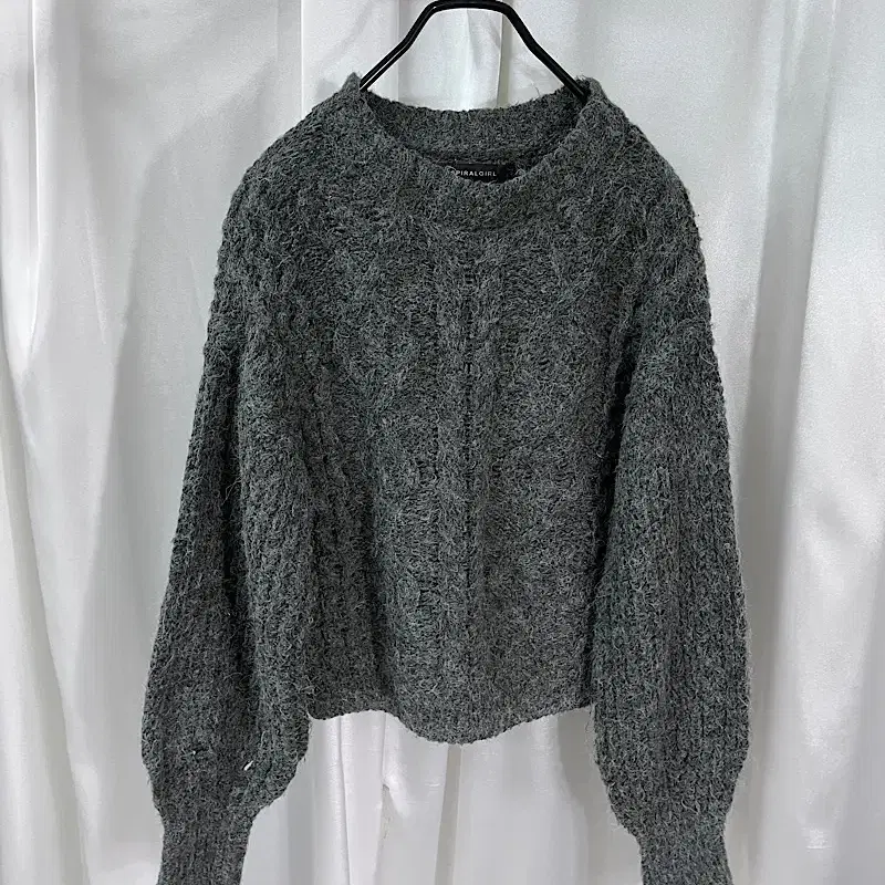 SPIRALGIRL knit