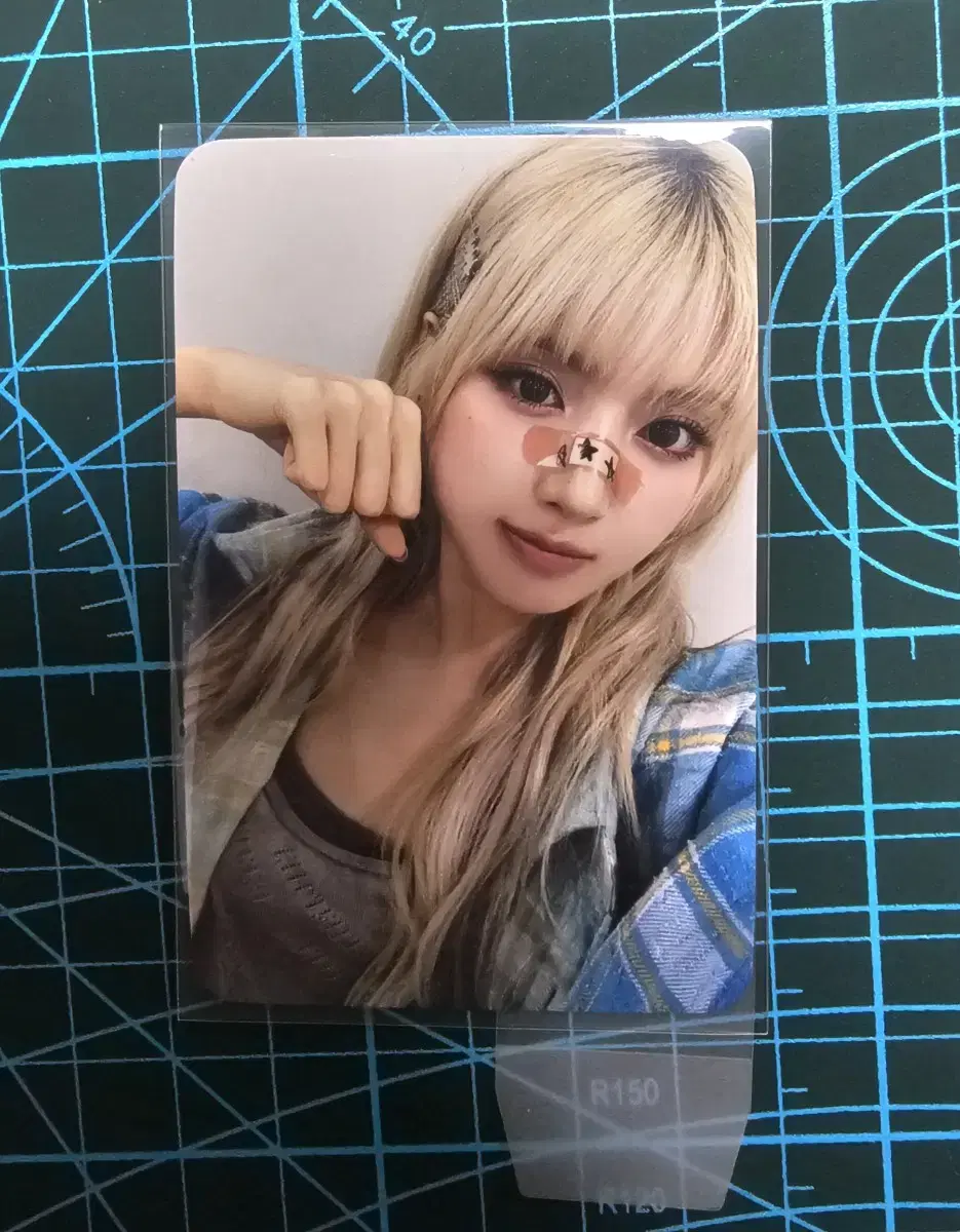 NMIXX jiwoo pop up 5500 yen pre-order benefit photocard