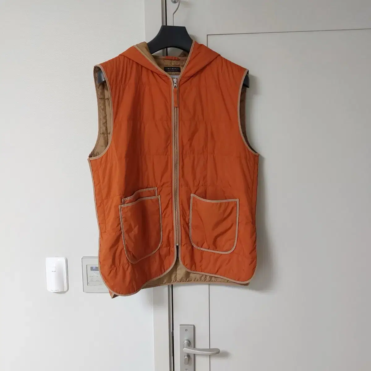 Kolon Series Lightweight Hooded Vest (Size 100)