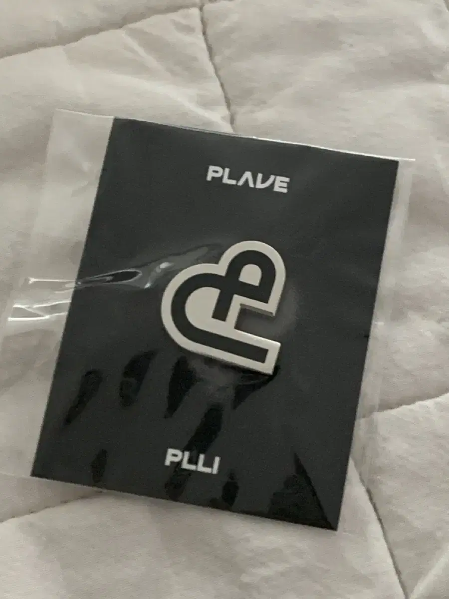 Official Plave Kit Plave Badge