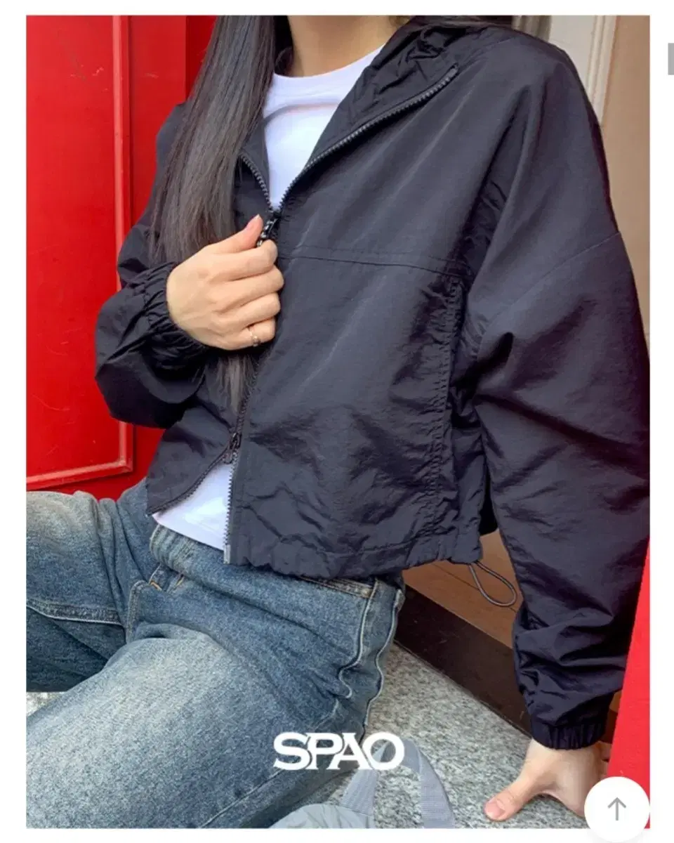 M ) Spao Crop Windbreaker