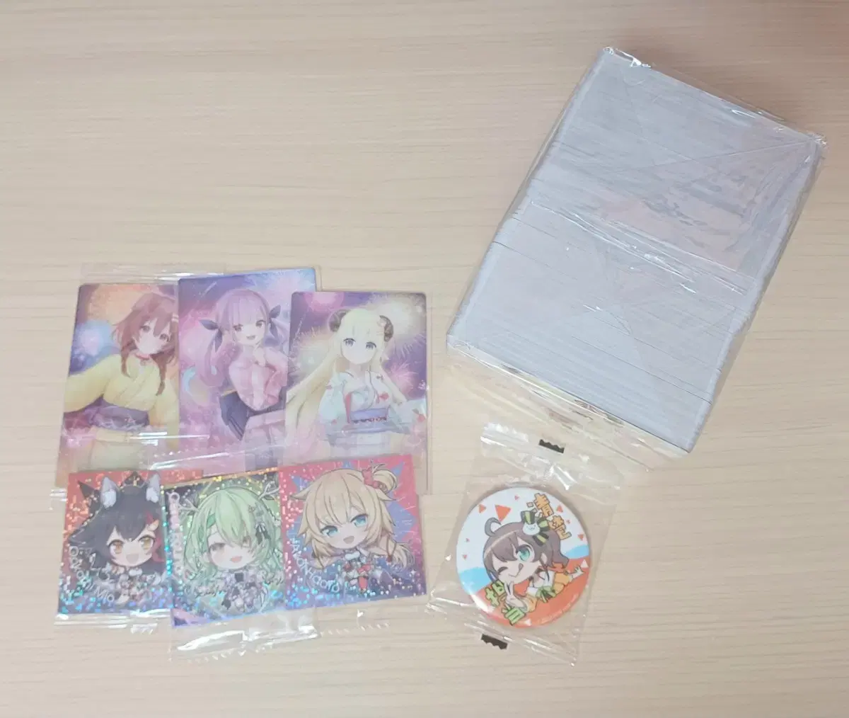 HoloLive merchandise bulk (Schwartz Wehas, etc.) 1